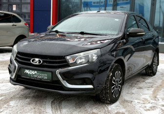 Подержанный автомобиль LADA (ВАЗ) Vesta Sedan 2016 года (3 фото)
