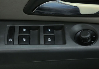 Подержанный автомобиль Chevrolet Cruze Sedan 2009 года (17 фото)