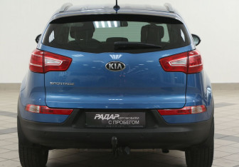 Подержанный автомобиль Kia Sportage 2013 года (3 фото)