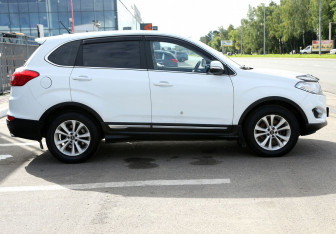 Подержанный автомобиль Chery Tiggo 5 2014 года (7 фото)