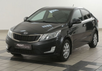 Подержанный автомобиль Kia Rio Sedan 2012 года (8 фото)