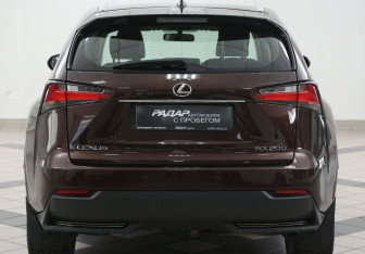 Подержанный автомобиль Lexus NX 2017 года (3 фото)