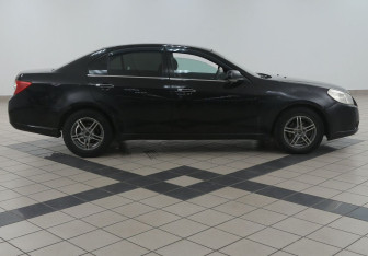 Подержанный автомобиль Chevrolet Epica 2008 года (3 фото)