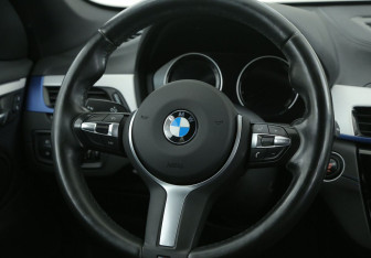 Подержанный автомобиль BMW X1 2019 года (16 фото)