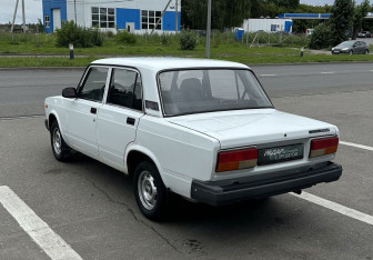 Подержанный автомобиль LADA (ВАЗ) 2107 2011 года (6 фото)