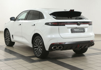 Подержанный автомобиль Changan UNI-K 2023 года (2 фото)