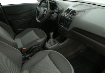 Подержанный автомобиль Ravon R4 2017 года (9 фото)