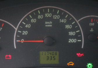 Подержанный автомобиль LADA (ВАЗ) Priora Wagon 2010 года (17 фото)