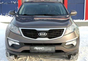 Подержанный автомобиль Kia Sportage 2013 года (2 фото)