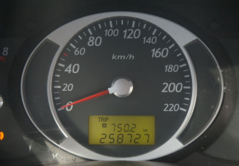 Подержанный автомобиль Hyundai Tucson 2008 года (18 фото)