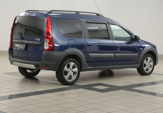 Подержанный автомобиль LADA (ВАЗ) Largus Wagon 2018 года (4 фото)