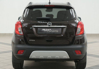 Подержанный автомобиль Opel Mokka 2012 года (3 фото)