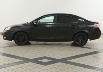 Подержанный автомобиль Geely Emgrand EC7 Sedan 2013 года (7 фото)