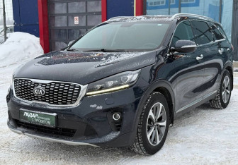 Подержанный автомобиль Kia Sorento 2019 года (3 фото)