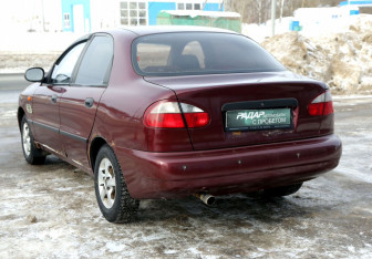 Подержанный автомобиль ЗАЗ Chance Sedan 2009 года (4 фото)
