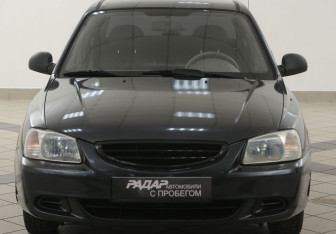 Подержанный автомобиль Hyundai Accent Sedan 2008 года (6 фото)
