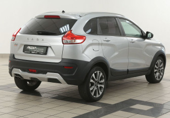Подержанный автомобиль LADA (ВАЗ) XRAY 2019 года (4 фото)