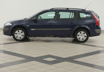 Подержанный автомобиль Renault Megane Wagon 2006 года (7 фото)