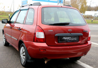 Подержанный автомобиль LADA (ВАЗ) Kalina Wagon 2010 года (4 фото)