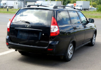 Подержанный автомобиль LADA (ВАЗ) Priora Wagon 2010 года (6 фото)
