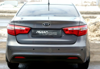 Подержанный автомобиль Kia Rio Sedan 2012 года (5 фото)