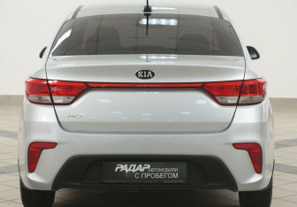 Подержанный автомобиль Kia Rio Sedan 2018 года (5 фото)