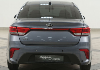 Подержанный автомобиль Kia Rio Sedan 2018 года (4 фото)