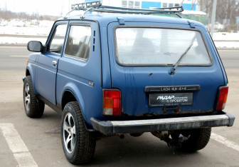 Подержанный автомобиль LADA (ВАЗ) 2121 (4x4) 2011 года (4 фото)