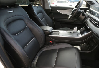 Подержанный автомобиль Chery Tiggo 7 Pro Max 2023 года (10 фото)