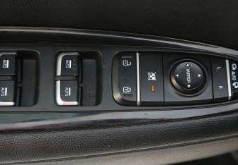 Подержанный автомобиль Kia Optima Sedan 2016 года (16 фото)