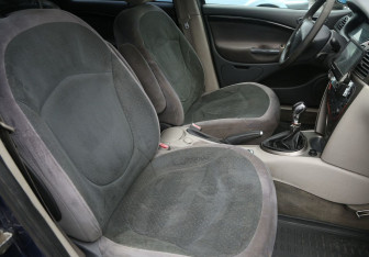 Подержанный автомобиль Citroen C5 Liftback 2002 года (10 фото)