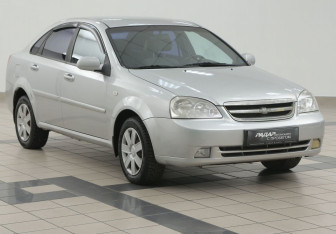 Подержанный автомобиль Chevrolet Lacetti Sedan 2008 года (1 фото)