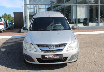 Подержанный автомобиль LADA (ВАЗ) Largus Wagon 2012 года (2 фото)