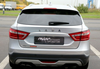 Подержанный автомобиль LADA (ВАЗ) Vesta Wagon 2019 года (5 фото)