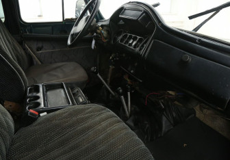 Подержанный автомобиль УАЗ 3151 2001 года (6 фото)