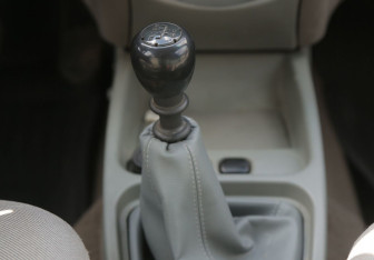 Подержанный автомобиль LADA (ВАЗ) Kalina Sedan 2006 года (15 фото)