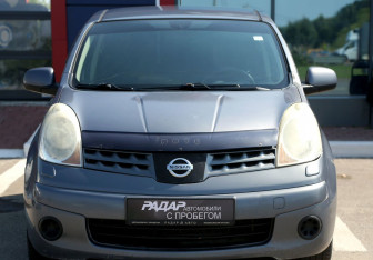 Подержанный автомобиль Nissan Note 2008 года (2 фото)