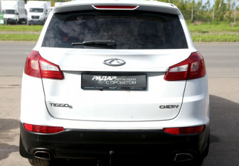 Подержанный автомобиль Chery Tiggo 5 2014 года (5 фото)