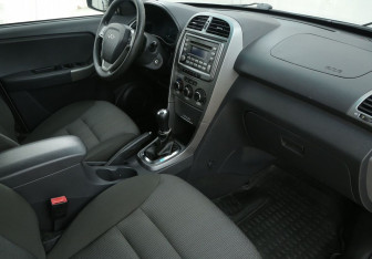 Подержанный автомобиль Chery Tiggo (T11) 2014 года (9 фото)