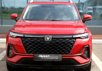 Подержанный автомобиль Changan CS35PLUS 2023 года (2 фото)