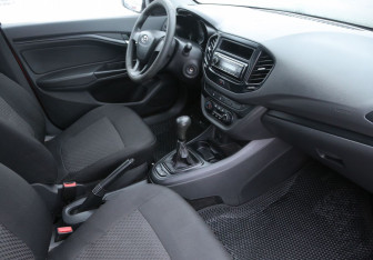 Подержанный автомобиль LADA (ВАЗ) Vesta Sedan 2018 года (9 фото)