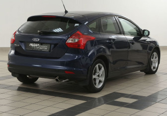 Подержанный автомобиль Ford Focus Hatchback 2012 года (4 фото)