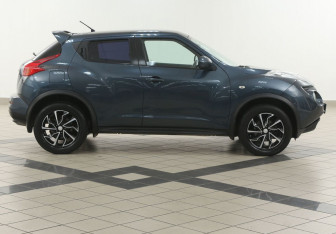 Подержанный автомобиль Nissan Juke 2012 года (5 фото)