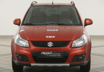 Подержанный автомобиль Suzuki SX4 Hatchback 2010 года (6 фото)
