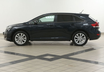 Подержанный автомобиль Toyota Venza 2014 года (7 фото)