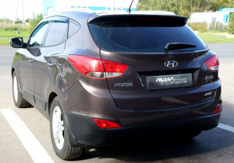 Подержанный автомобиль Hyundai ix35 2010 года (4 фото)
