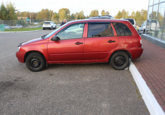 Подержанный автомобиль LADA (ВАЗ) Kalina Wagon 2010 года (4 фото)