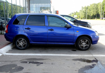 Подержанный автомобиль LADA (ВАЗ) Kalina Wagon 2011 года (7 фото)