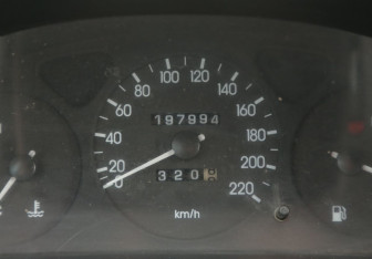 Подержанный автомобиль Chevrolet Lanos 2007 года (17 фото)