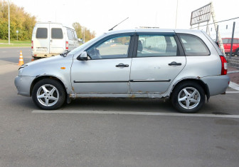 Подержанный автомобиль LADA (ВАЗ) Kalina Wagon 2011 года (8 фото)